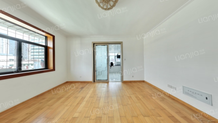 云南省有色地质局职工宿舍二手房实景图