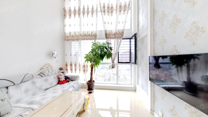 远洋和平府二手房实景图