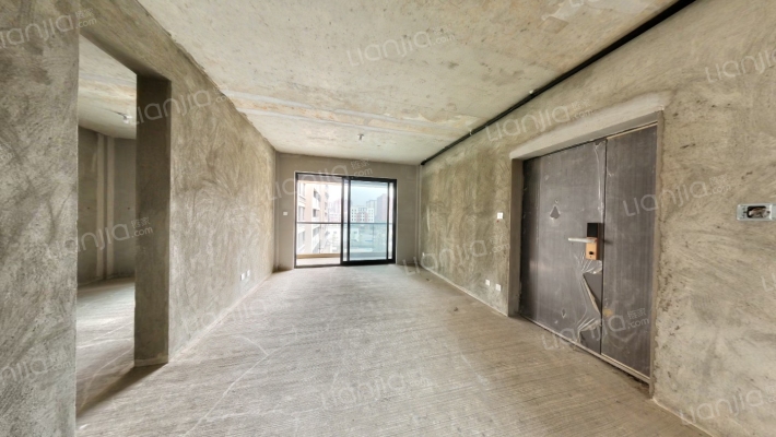 鼎仁天越二手房实景图