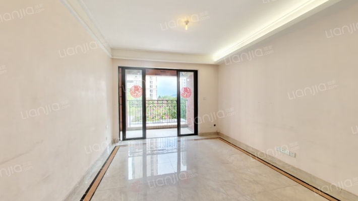 保利生态城褐石小镇二手房实景图