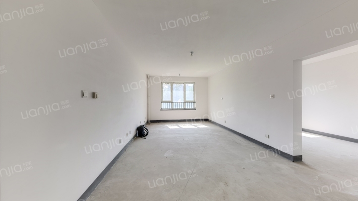 鑫江玫瑰园3期二手房实景图