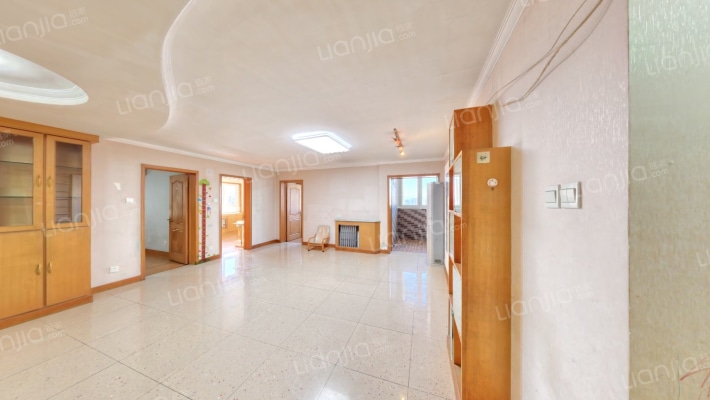 南线阁37号院二手房实景图