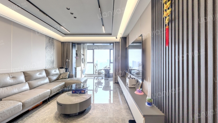 万科新世纪翡翠滨江三期二手房实景图