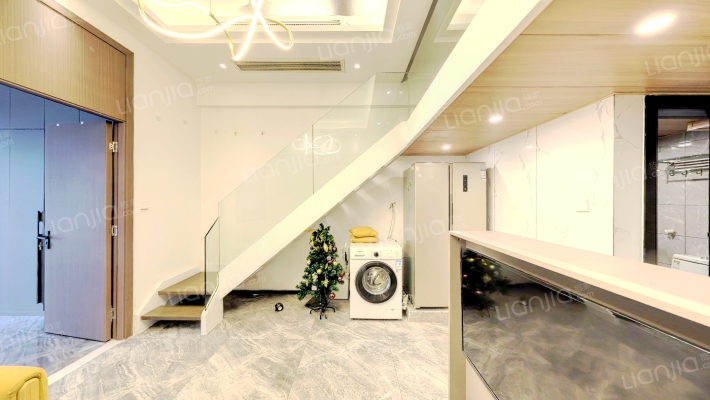 时代中心二手房实景图