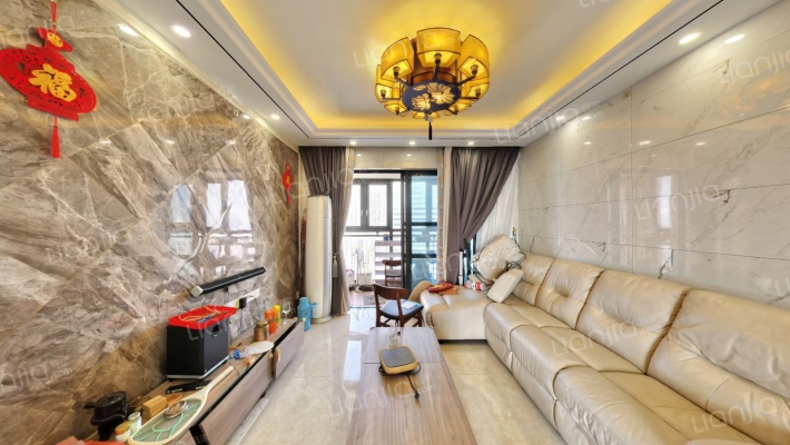 田禾卢浮公馆二手房实景图