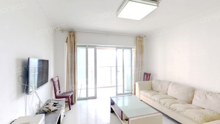 嘉路华花园二手房实景图