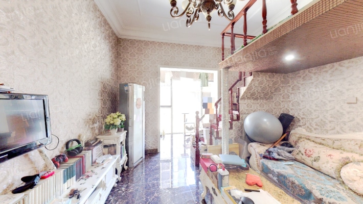 云锦蓝庭二手房实景图