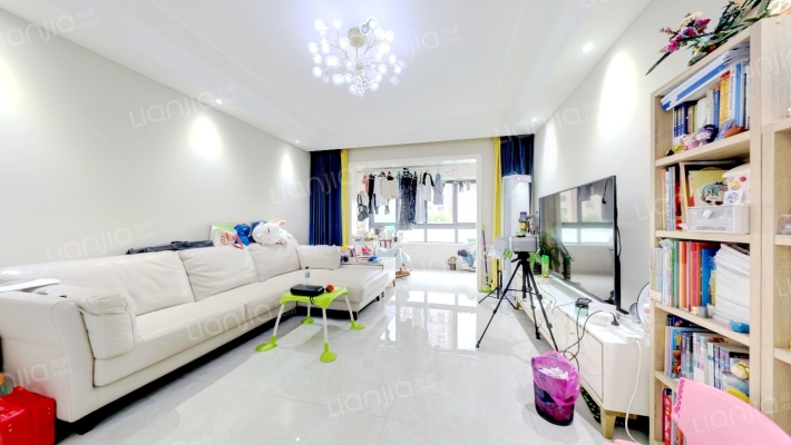 湖山香颂湾二手房实景图