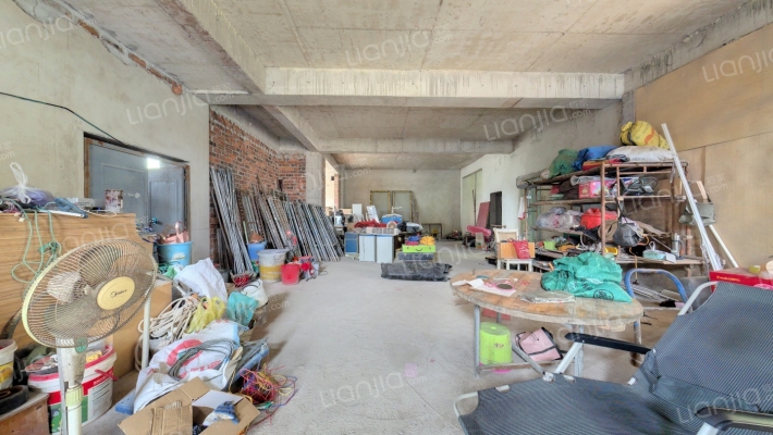 半岛闲居二手房实景图