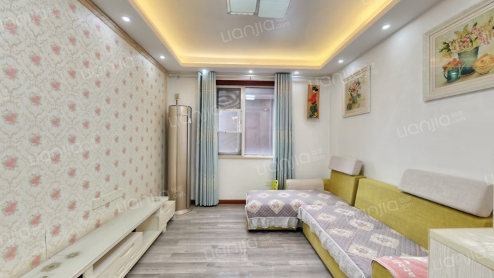 绿景苑港东名居二期二手房实景图