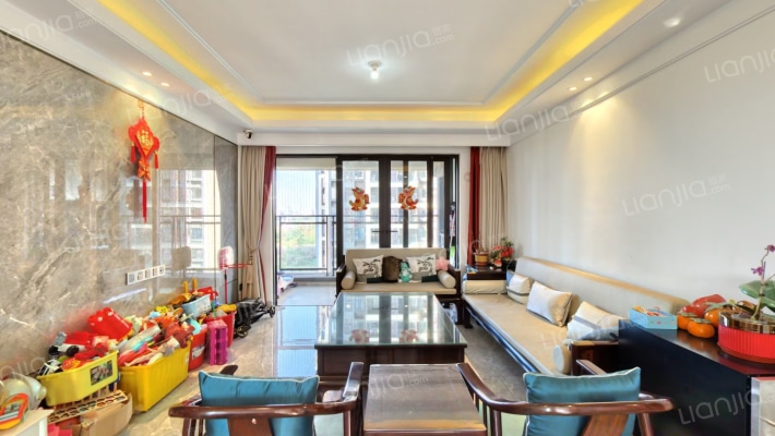 美的桂畔君兰二手房实景图