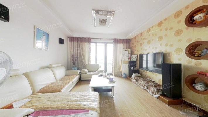 青扬六和二手房实景图