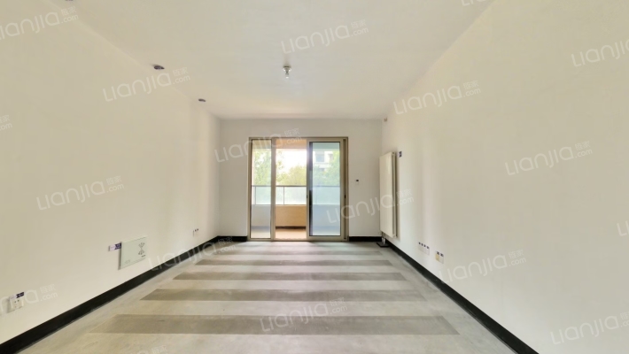 融创美盛宏园二手房实景图