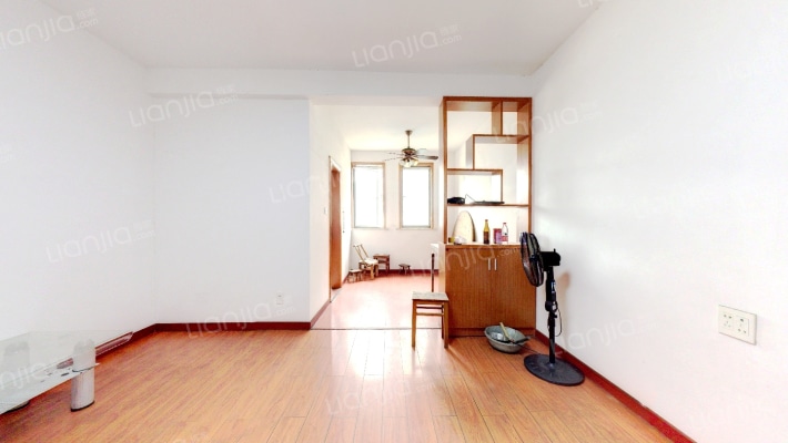 下轮公寓二手房实景图