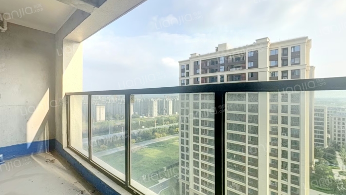 绿城明月江南二手房实景图