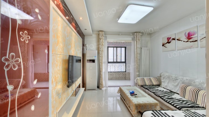 新里卢浮公馆二手房实景图