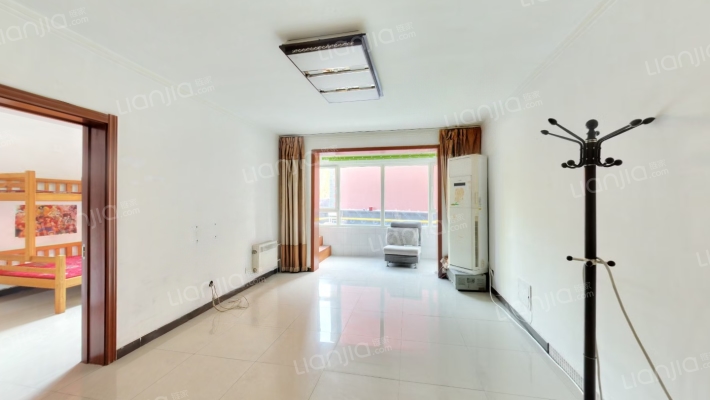 新一代C区二手房实景图