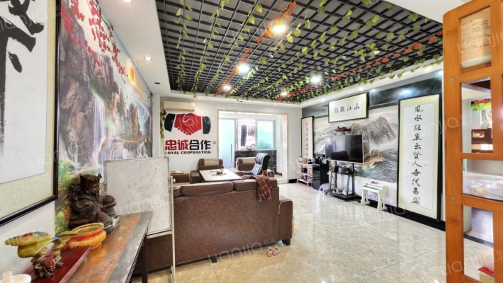 天际绿洲二手房实景图