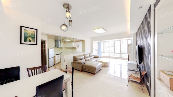 广场湖畔花园二手房实景图