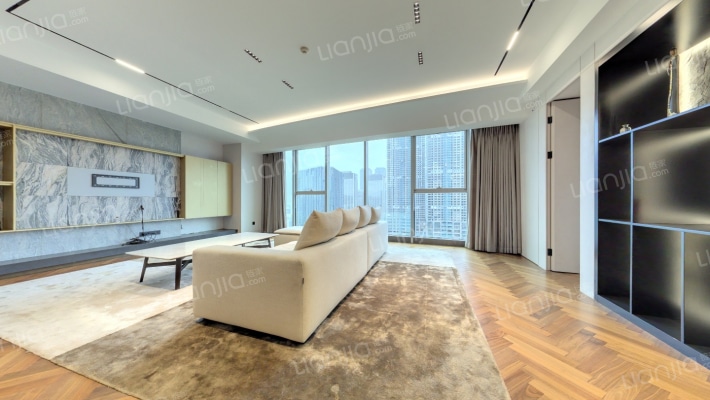 银泰中心二手房实景图