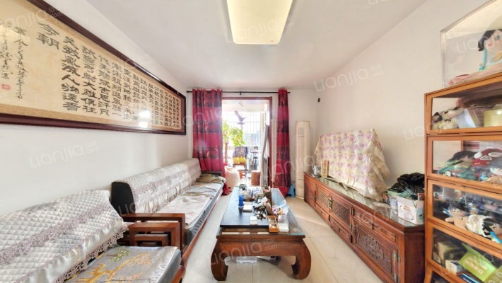 水木天成依湖园二手房实景图