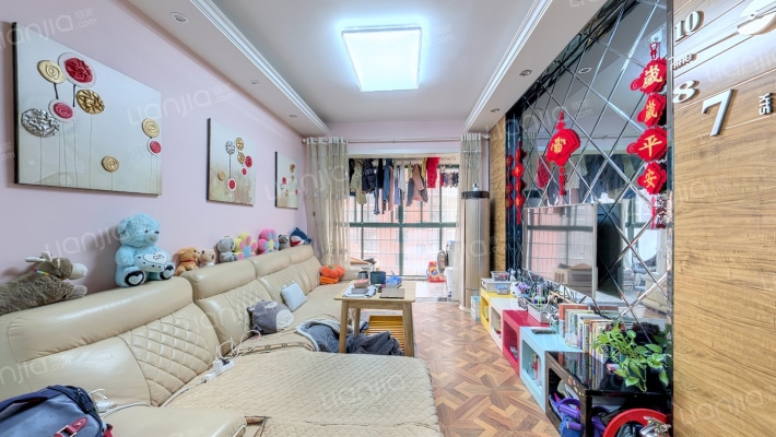 百合湖滨花园二手房实景图