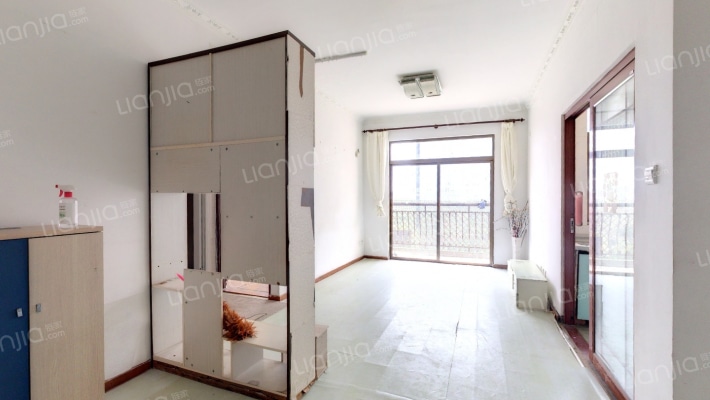 荷兰水乡一期二手房实景图