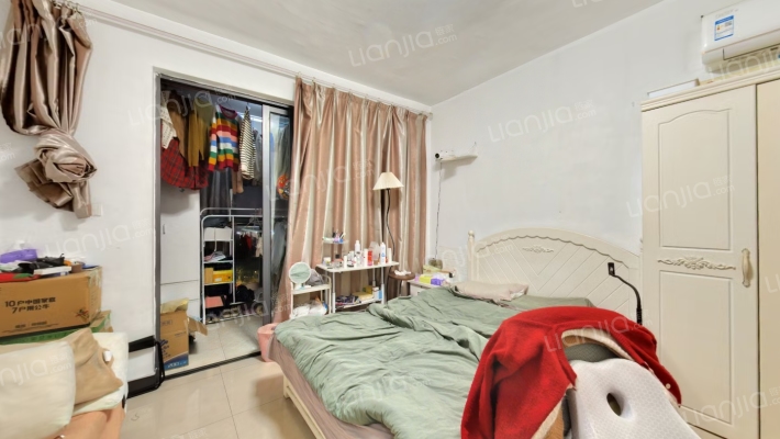 东港嘉苑二区二手房实景图