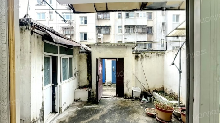文明路财政局家属院二手房实景图