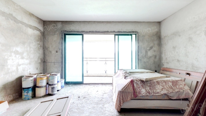 群英华庭二手房实景图