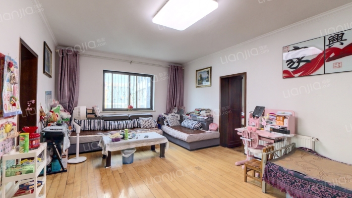 东航小区二手房实景图