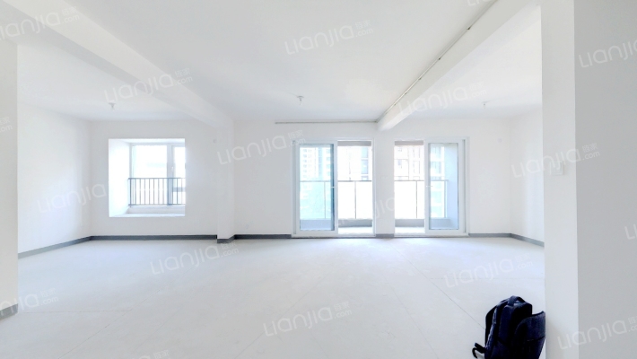 万科朝起云山二手房实景图