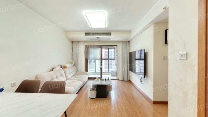 魅力花园二手房实景图