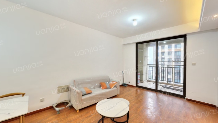 文一名门首府二手房实景图