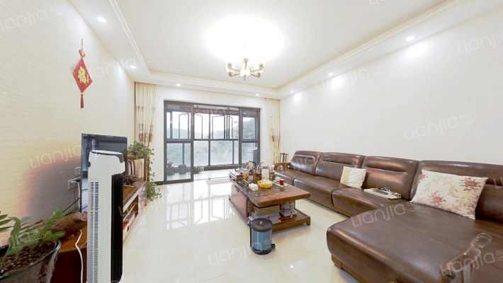 港航华庭二手房实景图