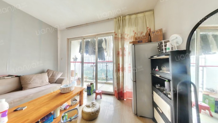 秀林苑西区二手房实景图