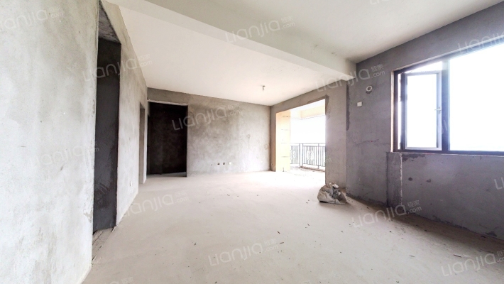 中乾世纪城二手房实景图