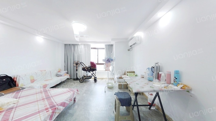 恒隆商业广场二手房实景图