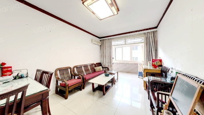 航空工业局住宅二手房实景图