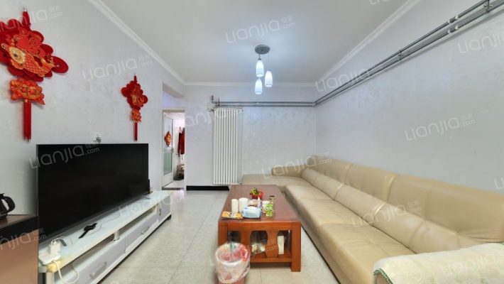 红河瀛园一期东院二手房实景图