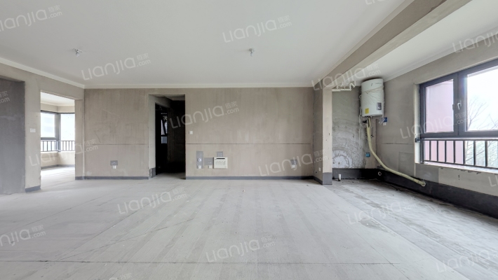 荣盛山湖樾二手房实景图