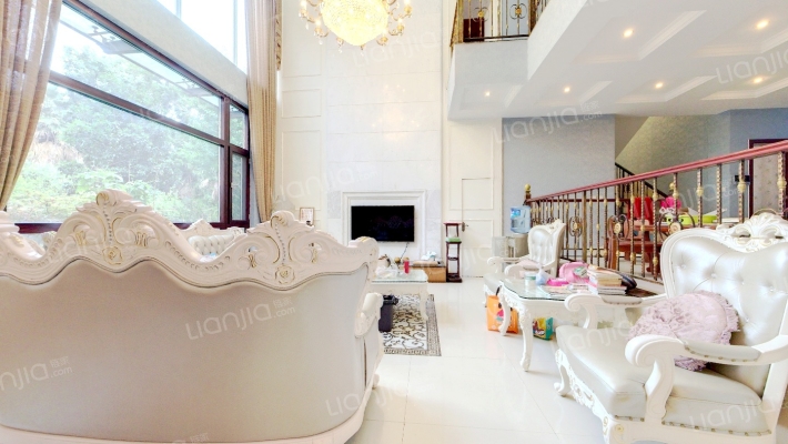 山水云天二手房实景图