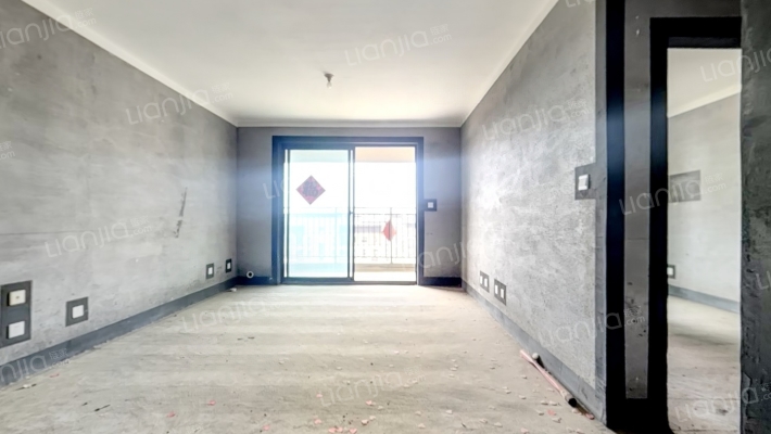 建业城二期二手房实景图