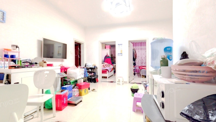 旌银房地产公司宿舍二手房实景图