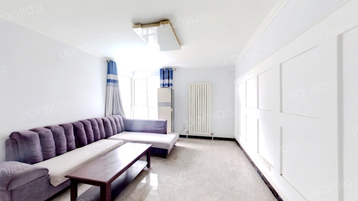 鲁伟北海公寓二手房实景图