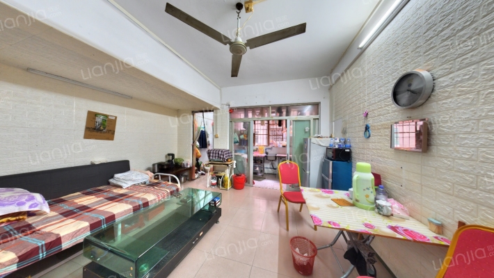 环卫宿舍二手房实景图