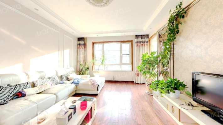 青特花溪地二手房实景图