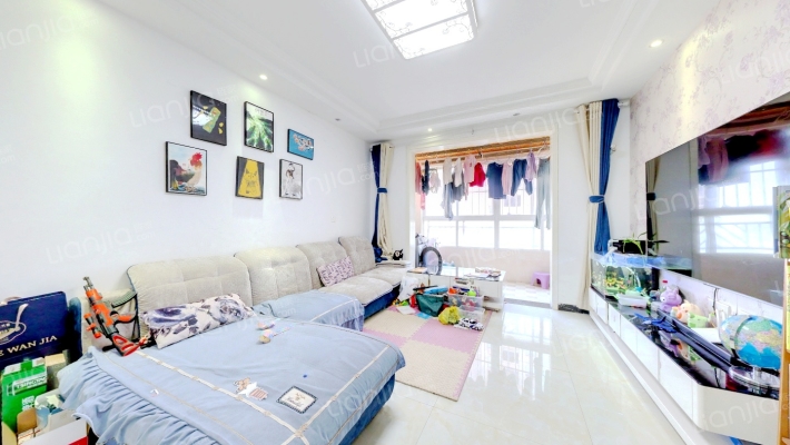 绿地之窗国际花都二期二手房实景图