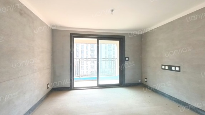 建业城君望西院二手房实景图