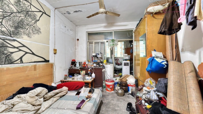 火车南站西路12号二手房实景图